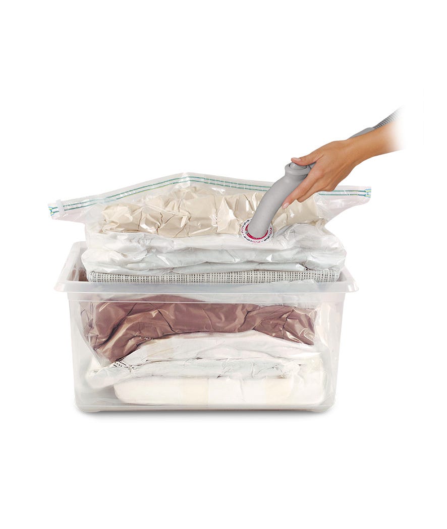 Contenitore in plastica con sacco sottovuoto trasparente