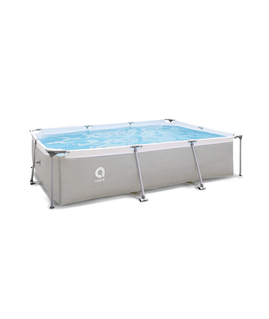 Piscina rettangolare con struttura 